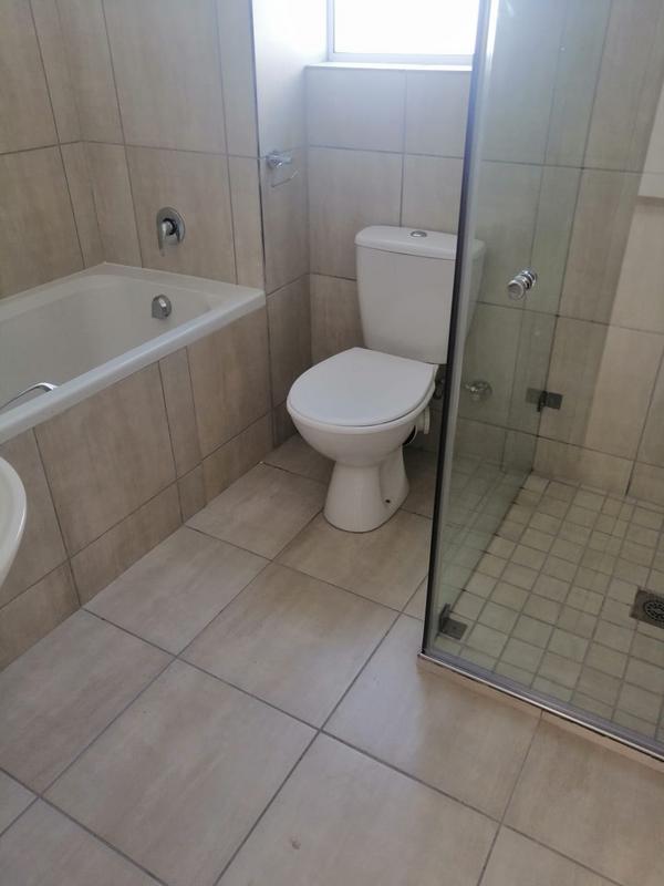 2 Bedroom Property for Sale in Paarl South Western Cape